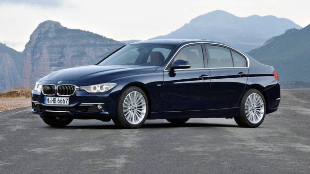 FAMILIAR GRANDE - BMW SÉRIE 3 | <a href="https://quatrorodas.abril.com.br/noticias/seguranca/euro-ncap-divulga-lista-carros-mais-seguros-2012-731866.shtml" rel="migration">Leia mais</a>
