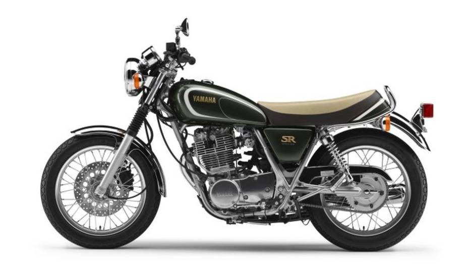 A Yamaha anunciou o lançamento da 35th Anniversary Edition SR400 | <a href="https://quatrorodas.abril.com.br/moto/noticias/yamaha-lanca-35th-anniversary-edition-sr400-731798.shtml" rel="migration">Leia mais</a>