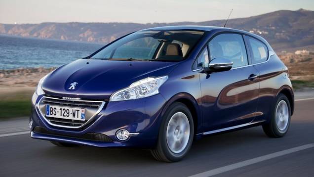 CARRO DO ANO - Peugeot 208 | <a href="https://quatrorodas.abril.com.br/noticias/mercado/finalistas-premio-carro-mundial-2013-sao-revelados-732525.shtml" rel="migration">Leia mais</a>