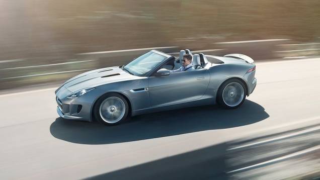 DESIGN AUTOMOTIVO - Jaguar F-Type | <a href="https://quatrorodas.abril.com.br/noticias/mercado/finalistas-premio-carro-mundial-2013-sao-revelados-732525.shtml" rel="migration">Leia mais</a>