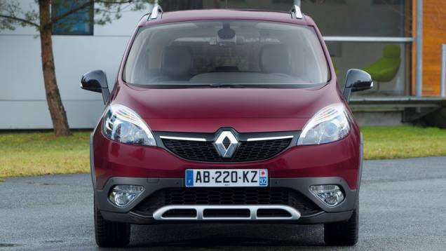 Uma é o novo Energy TCe, de 128 cavalos de potência | <a href="https://quatrorodas.abril.com.br/saloes/genebra/2013/renault-scenic-xmod-734868.shtml" rel="migration">Leia mais</a>