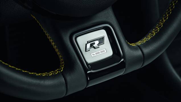 Serão produzidas apenas 3.500 unidades, todas vendidas nos Estados Unidos | <a href="https://quatrorodas.abril.com.br/noticias/fabricantes/beetle-ganha-serie-gsr-limited-edition-733136.shtml" rel="migration">Leia mais</a> Serão produzidas apenas 3.500 unidades, todas vendidas nos Estados Unidos | <a href="https://quatrorodas.abril.com.br/noticias/fabricantes/beetle-ganha-serie-gsr-limited-edition-733136.shtml" rel="migration">Leia mais</a>