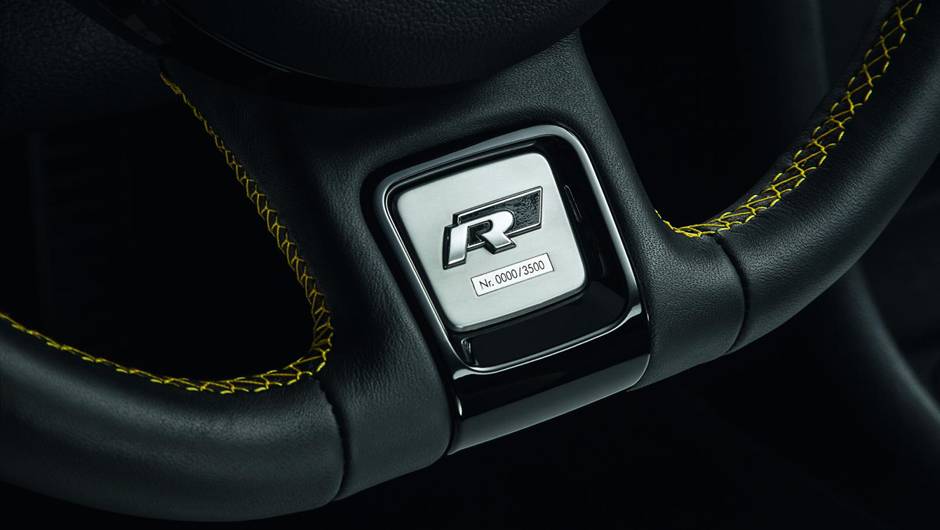 Ser&atilde;o produzidas apenas 3.500 unidades, todas vendidas nos Estados Unidos | <a href="https://quatrorodas.abril.com.br/noticias/fabricantes/beetle-ganha-serie-gsr-limited-edition-733136.shtml" rel="migration">Leia mais</a>