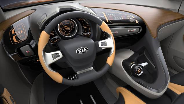 O Cross GT é equipado com motor 3.8 V6 a gasolina, que, aliado a um motor elétrico, entrega 400 cavalos de potência | <a href="%20https://quatrorodas.abril.com.br/noticias/fabricantes/kia-cross-gt-concept-revelado-internet-733163.shtml" rel="migration">Leia mais</a> O Cross GT é equipado com motor 3.8 V6 a gasolina, que, aliado a um motor elétrico, entrega 400 cavalos de potência | <a href="%20https://quatrorodas.abril.com.br/noticias/fabricantes/kia-cross-gt-concept-revelado-internet-733163.shtml" rel="migration">Leia mais</a>