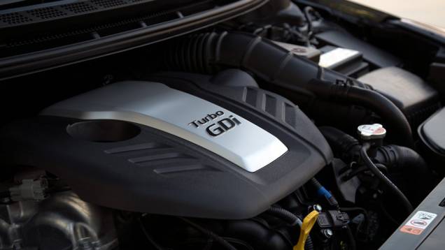 O hatch pode ter motores 1.8 de 148 cv e 2.0 de 173 cv | <a href="https://quatrorodas.abril.com.br/noticias/fabricantes/novo-cerato-hatch-surge-eua-733205.shtml" rel="migration">Leia mais</a> O hatch pode ter motores 1.8 de 148 cv e 2.0 de 173 cv | <a href="https://quatrorodas.abril.com.br/noticias/fabricantes/novo-cerato-hatch-surge-eua-733205.shtml" rel="migration">Leia mais</a>
