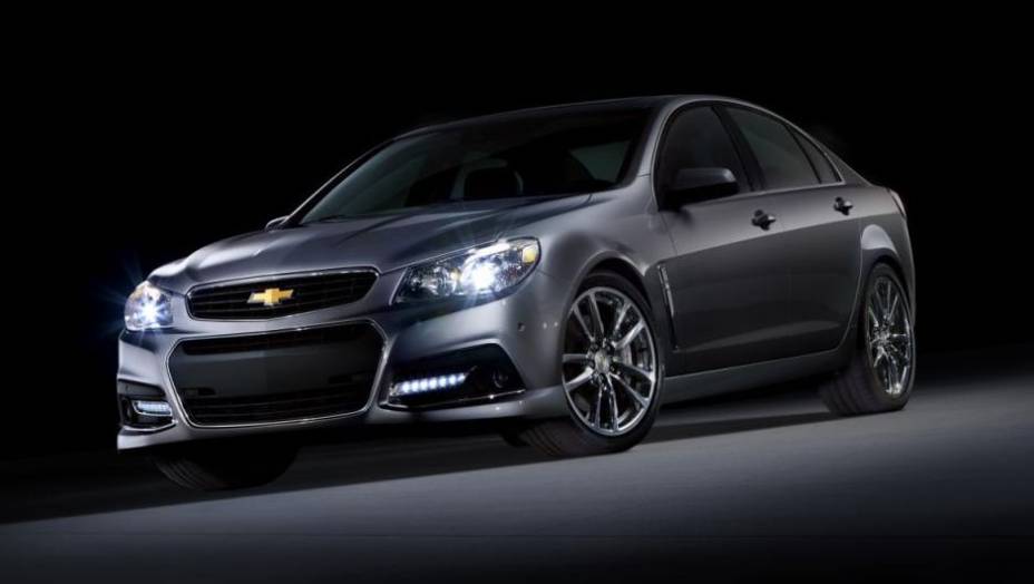 A Chevrolet pôs fim ao mistério e revelou fotos e informações oficiais sobre o sedã SS | <a href="%20https://quatrorodas.abril.com.br/saloes/new-york/2013/chevrolet-ss-737022.shtml" rel="migration">Leia mais</a>