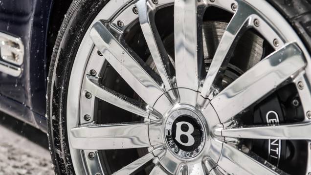 Bentley Mulsanne | <a href="https://quatrorodas.abril.com.br/saloes/genebra/2013/bentley-mulsanne-2014-734713.shtml" rel="migration">Leia mais</a> Bentley Mulsanne | <a href="https://quatrorodas.abril.com.br/saloes/genebra/2013/bentley-mulsanne-2014-734713.shtml" rel="migration">Leia mais</a>