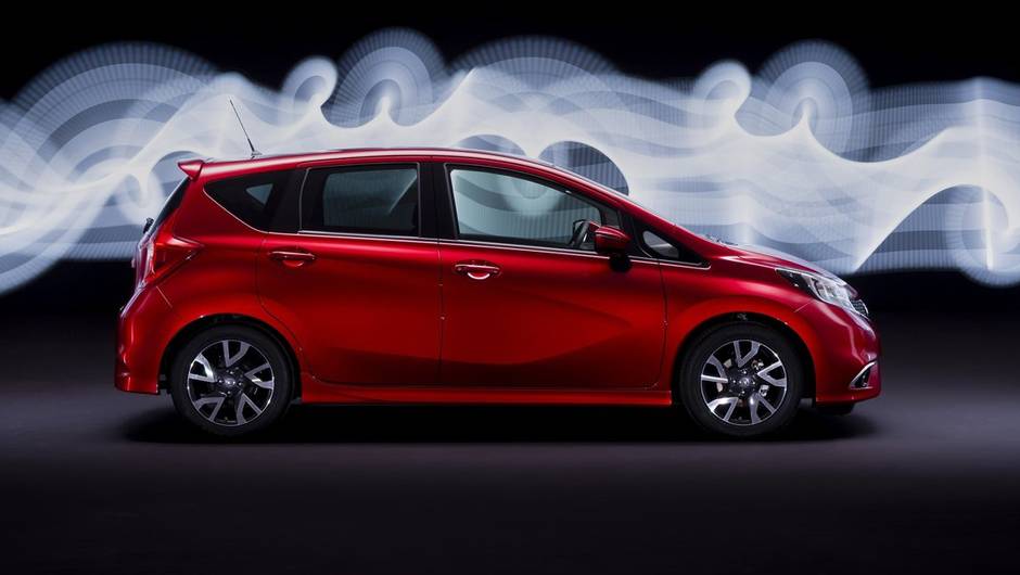 Ele &eacute; classificado pela Nissan como um "hatchback" | <a href="https://quatrorodas.abril.com.br/saloes/genebra/2013/nissan-note-734148.shtml" rel="migration">Leia mais</a>