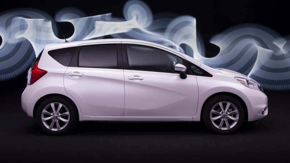 Nissan Note | <a href="https://quatrorodas.abril.com.br/saloes/genebra/2013/nissan-note-734148.shtml" rel="migration">Leia mais</a>