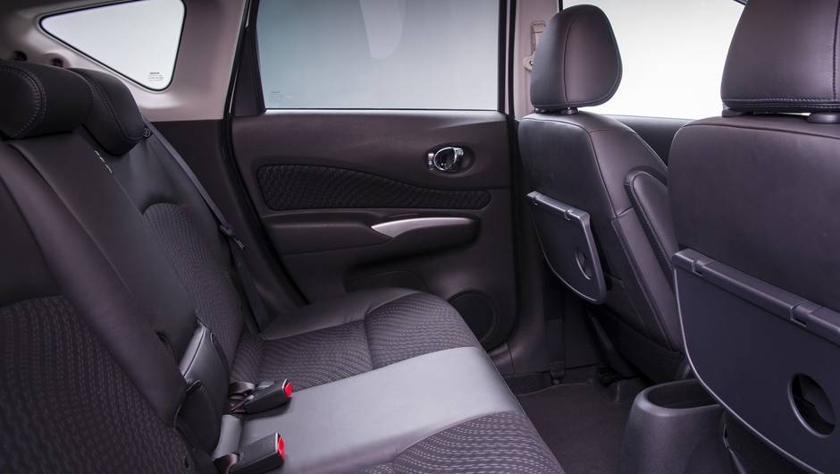 Em v&aacute;rios mercados o modelo ser&aacute; o substituto do Tiida hatch | <a href="https://quatrorodas.abril.com.br/saloes/genebra/2013/nissan-note-734148.shtml" rel="migration">Leia mais</a>