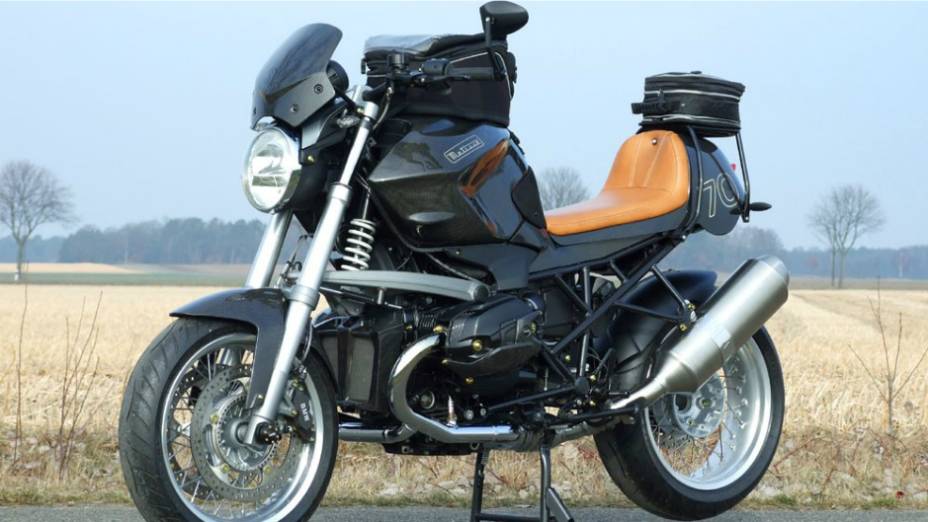 BMW R1200 CR-T, customizada por Metisse. <a href="https://quatrorodas.abril.com.br/moto/noticias/bmw-r1200-cr-t-customizada-metisse-734221.shtml" rel="migration">Leia mais</a>