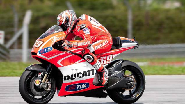 Nicky Hayden levou sua Ducati ao nono lugar em Sepang. <a href="https://quatrorodas.abril.com.br/moto/noticias/motogp-pedrosa-mais-rapido-sepang-734603.shtml" rel="migration">Leia mais</a> Nicky Hayden levou sua Ducati ao nono lugar em Sepang. <a href="https://quatrorodas.abril.com.br/moto/noticias/motogp-pedrosa-mais-rapido-sepang-734603.shtml" rel="migration">Leia mais</a>