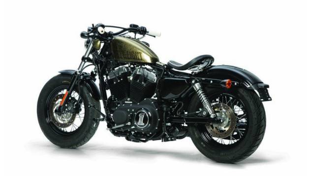 Seu motor de 1.202 cc apresenta um torque máximo de 9,99 kgf.m a 3.200 rpm. <a href="https://quatrorodas.abril.com.br/moto/noticias/h-dlanca-edicoes-limitadas-espanha-734778.shtml" rel="migration">Leia mais</a> Seu motor de 1.202 cc apresenta um torque máximo de 9,99 kgf.m a 3.200 rpm. <a href="https://quatrorodas.abril.com.br/moto/noticias/h-dlanca-edicoes-limitadas-espanha-734778.shtml" rel="migration">Leia mais</a>