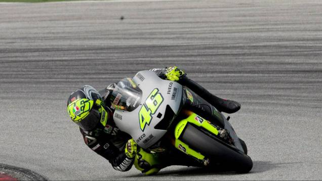 Valentino Rossi (Yamaha Factory Racing Team) fez novamente a quinta melhor marca. <a href="https://quatrorodas.abril.com.br/moto/noticias/motogp-lorenzo-supera-pedrosa-sepang-734732.shtml" rel="migration">Leia mais</a>