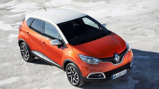 O Captur tem 4,12 metros de comprimento, sendo 15 milímetros mais curto que o Nissan Juke | <a href="%20https://quatrorodas.abril.com.br/saloes/genebra/2013/renault-captur-734871.shtml" rel="migration">Leia mais</a>