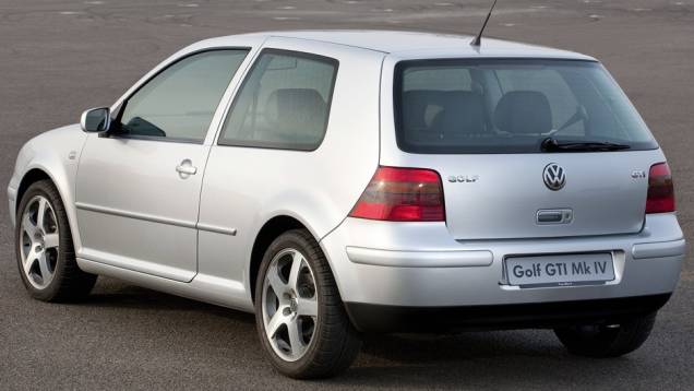 Posteirormente, o hatch ganhou upgrades no motor, elevando seu rendimento para 180 cv e 24 mkgf de força | <a href="https://quatrorodas.abril.com.br/reportagens/classicos/dinastia-gti-735366.shtml" rel="migration">Leia mais</a> Posteirormente, o hatch ganhou upgrades no motor, elevando seu rendimento para 180 cv e 24 mkgf de força | <a href="https://quatrorodas.abril.com.br/reportagens/classicos/dinastia-gti-735366.shtml" rel="migration">Leia mais</a>