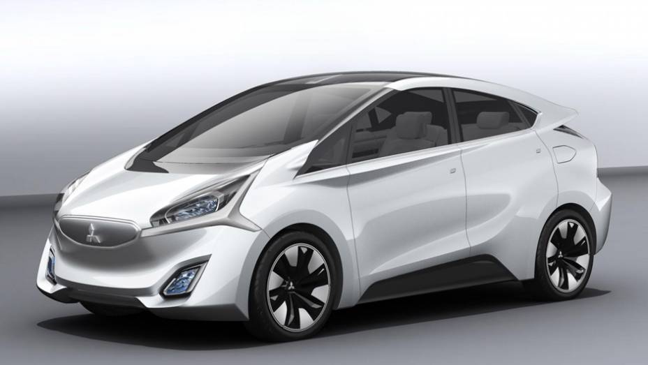 O segundo conceito da marca atende por CA-MiEV concept | <a href="https://quatrorodas.abril.com.br/saloes/genebra/2013/mitsubishi-gr-hev-ca-miev-735118.shtml" rel="migration">Leia mais</a>