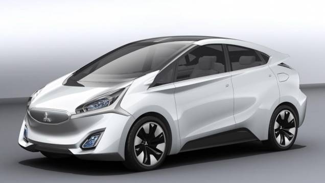 O segundo conceito da marca atende por CA-MiEV concept | <a href="https://quatrorodas.abril.com.br/saloes/genebra/2013/mitsubishi-gr-hev-ca-miev-735118.shtml" rel="migration">Leia mais</a> O segundo conceito da marca atende por CA-MiEV concept | <a href="https://quatrorodas.abril.com.br/saloes/genebra/2013/mitsubishi-gr-hev-ca-miev-735118.shtml" rel="migration">Leia mais</a>