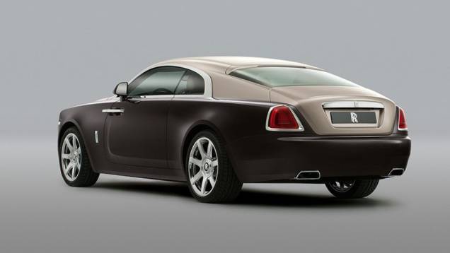Finalmente, o modelo teve fotos oficiais e informações reveladas | <a href="https://quatrorodas.abril.com.br/saloes/genebra/2013/rolls-royce-wraith-734658.shtml" rel="migration">Leia mais</a> Finalmente, o modelo teve fotos oficiais e informações reveladas | <a href="https://quatrorodas.abril.com.br/saloes/genebra/2013/rolls-royce-wraith-734658.shtml" rel="migration">Leia mais</a>