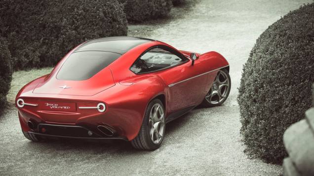 Nenhuma modificação no motor do Disco Volante foi feita em relação ao 8C | <a href="https://quatrorodas.abril.com.br/saloes/genebra/2013/touring-superleggera-disco-volante-735317.shtml" rel="migration">Leia mais</a> Nenhuma modificação no motor do Disco Volante foi feita em relação ao 8C | <a href="https://quatrorodas.abril.com.br/saloes/genebra/2013/touring-superleggera-disco-volante-735317.shtml" rel="migration">Leia mais</a>