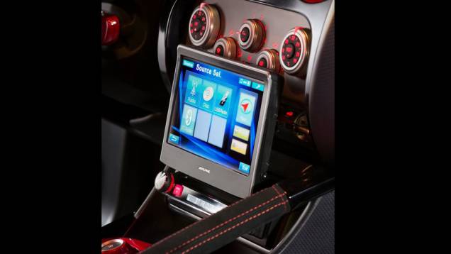 Apesar de ser um esportivo, ele também traz um sistema multimídia | <a href="https://quatrorodas.abril.com.br/saloes/genebra/2013/touring-superleggera-disco-volante-735317.shtml" rel="migration">Leia mais</a> Apesar de ser um esportivo, ele também traz um sistema multimídia | <a href="https://quatrorodas.abril.com.br/saloes/genebra/2013/touring-superleggera-disco-volante-735317.shtml" rel="migration">Leia mais</a>