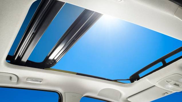 Nos dois casos, estão disponíveis versões com tração em duas ou quatro rodas | <a href="%20https://quatrorodas.abril.com.br/saloes/genebra/2013/suzuki-sx4-735279.shtml" rel="migration">Leia mais</a> Nos dois casos, estão disponíveis versões com tração em duas ou quatro rodas | <a href="%20https://quatrorodas.abril.com.br/saloes/genebra/2013/suzuki-sx4-735279.shtml" rel="migration">Leia mais</a>