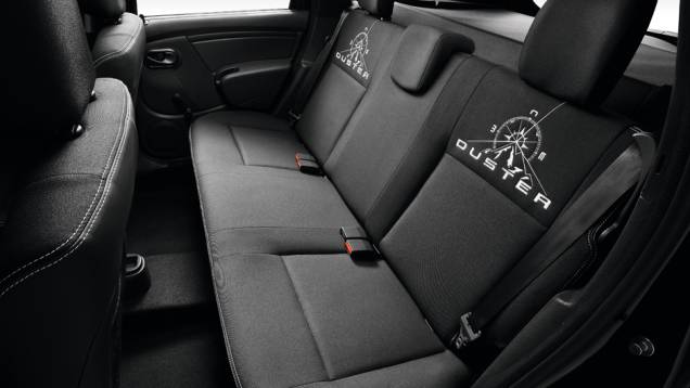 Os encostos dos bancos são personalizados | <a href="https://quatrorodas.abril.com.br/noticias/fabricantes/dacia-lanca-duster-adventure-europa-735563.shtml" rel="migration">Leia mais</a> Os encostos dos bancos são personalizados | <a href="https://quatrorodas.abril.com.br/noticias/fabricantes/dacia-lanca-duster-adventure-europa-735563.shtml" rel="migration">Leia mais</a>