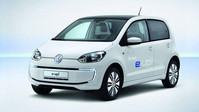 Volkswagen e-up! | <a href="https://quatrorodas.abril.com.br/noticias/sustentabilidade/volkswagen-mostra-up-eletrico-736144.shtml" rel="migration">Leia mais</a> Volkswagen e-up! | <a href="https://quatrorodas.abril.com.br/noticias/sustentabilidade/volkswagen-mostra-up-eletrico-736144.shtml" rel="migration">Leia mais</a>