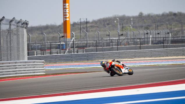 Dani Pedrosa (Repsol Honda Team) sentiu dores no pescoço em Austin | <a href="https://quatrorodas.abril.com.br/moto/noticias/motogp-marc-marquez-absoluto-eua-736303.shtml" rel="migration">Leia mais</a>