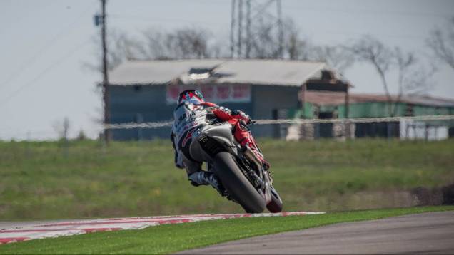 Ritmo dos pilotos da equipe Repsol Honda Team preocupa Lorenzo e Rossi | <a href="https://quatrorodas.abril.com.br/moto/noticias/motogp-marc-marquez-absoluto-eua-736303.shtml" rel="migration">Leia mais</a>