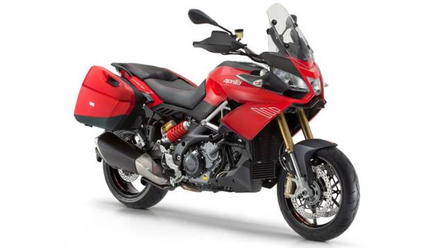 A Aprilia Capponord 1200 2013 está equipada com freios ABS de série, controle de tração com três posições, além de três mapas de potência e acelerador eletrônico (Ride by Wire) | <a href="%20https://quatrorodas.abril.com.br/moto/noticias/conheca-aprilia-capo" rel="migration"></a> A Aprilia Capponord 1200 2013 está equipada com freios ABS de série, controle de tração com três posições, além de três mapas de potência e acelerador eletrônico (Ride by Wire) | <a href="%20https://quatrorodas.abril.com.br/moto/noticias/conheca-aprilia-capo" rel="migration"></a>