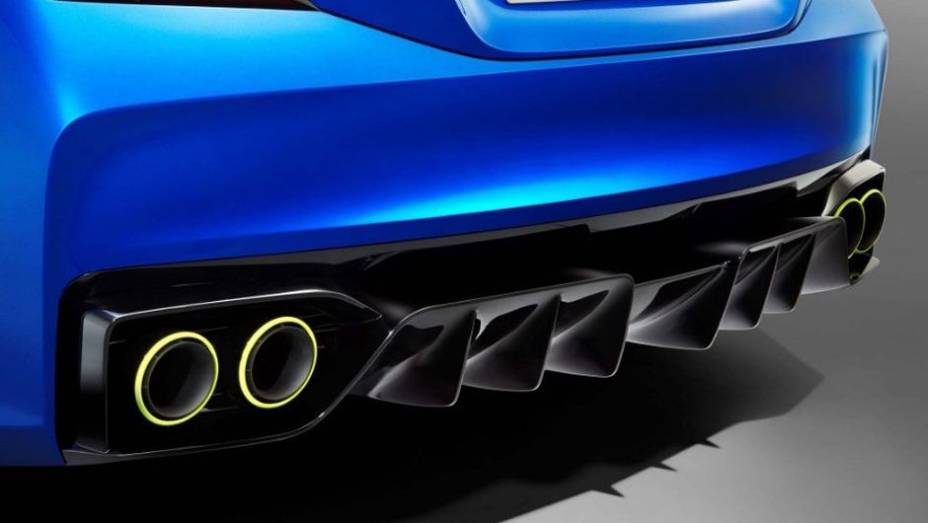 Também há um grande difusor na traseira | <a href="https://quatrorodas.abril.com.br/saloes/new-york/2013//subaru-wrx-concept-737153.shtml" rel="migration">Leia mais</a>