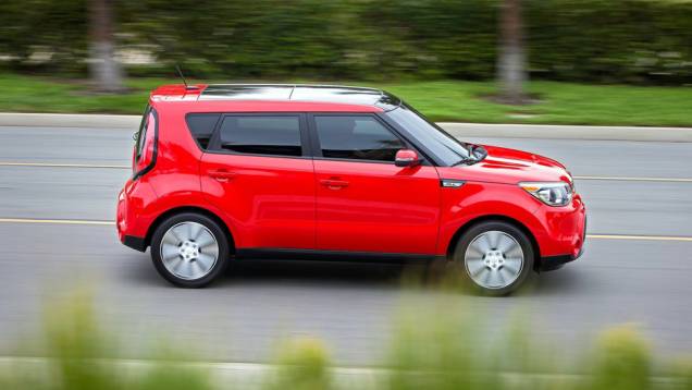 O modelo está 15 centímetros mais largo que o antecessor e conta com espaço entre-eixos 20 cm mais longo | <a href="%20https://quatrorodas.abril.com.br/saloes/new-york/2013/kia-soul-737221.shtml" rel="migration">Leia mais</a>