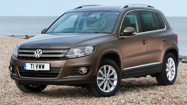 3º - VW Tiguan - Unidades vendidas mundialmente em 2012: 429.013 - Unidades vendidas no Brasil em 2012: 4.479 | <a href="%20https://quatrorodas.abril.com.br/noticias/mercado/honda-cr-v-suv-mais-vendido-mundo-2012-737748.shtml" rel="migration">Leia mais</a>