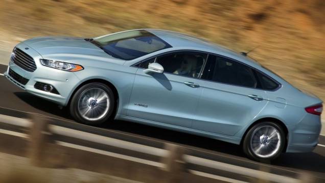 Híbridos - 2013 Ford Fusion Hybrid - Preço inicial nos EUA: US$ 27.200 - Preço inicial no Brasil: não é vendido | <a href="%20https://quatrorodas.abril.com.br/noticias/mercado/gm-domina-premio-best-cars-for-families-2013-738171.shtml" rel="migration">Leia mais</a> Híbridos - 2013 Ford Fusion Hybrid - Preço inicial nos EUA: US$ 27.200 - Preço inicial no Brasil: não é vendido | <a href="%20https://quatrorodas.abril.com.br/noticias/mercado/gm-domina-premio-best-cars-for-families-2013-738171.shtml" rel="migration">Leia mais</a>