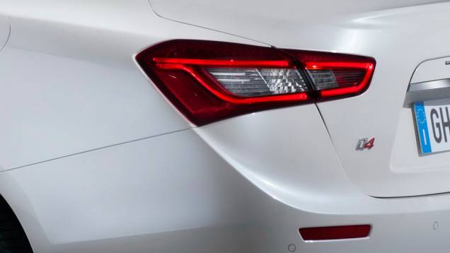 Maserati Ghibli | <a href="https://quatrorodas.abril.com.br/saloes/xangai/2013/maserati-ghibli-738641.shtml" rel="migration">Leia mais</a> Maserati Ghibli | <a href="https://quatrorodas.abril.com.br/saloes/xangai/2013/maserati-ghibli-738641.shtml" rel="migration">Leia mais</a>