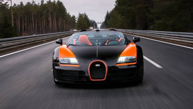 O preço definido pela Bugatti é de € 1,99 milhão | <a href="https://quatrorodas.abril.com.br/saloes/xangai/2013/bugatti-veyron-grand-sport-vitesse-wrc-edition-738696.shtml" rel="migration">Leia mais</a>