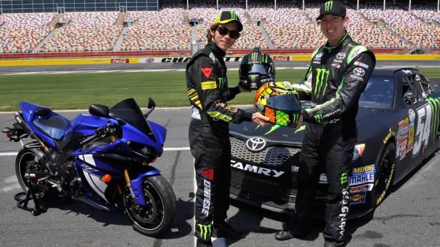 Kyle Busch é o piloto de maior sucesso na história da Nationwide Series, com 55 vitórias na carreira | <a href="%20https://quatrorodas.abril.com.br/moto/noticias/valentino-rossi-ritmo-nascar-739793.shtml" rel="migration">Leia mais</a>