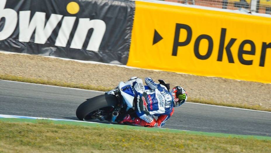 Jorge Lorenzo foi o mais rápido desta sexta-feira nos treinos livres da MotoGP em Jerez | <a href="https://quatrorodas.abril.com.br/moto/noticias/motogp-lorenzo-lidera-treinos-jerez-740399.shtml" rel="migration">Leia mais</a>