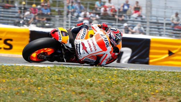 Jovem piloto da Honda levou a melhor em Jerez | <a href="https://quatrorodas.abril.com.br/moto/noticias/motogp-dani-pedrosa-vence-espanha-740546.shtml" rel="migration">Leia mais</a>