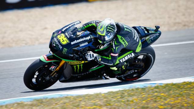 Cal Crutchlow ficou com o quinto lugar no GP da Espanha | <a href="https://quatrorodas.abril.com.br/moto/noticias/motogp-dani-pedrosa-vence-espanha-740546.shtml" rel="migration">Leia mais</a>