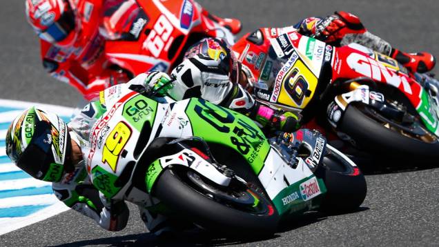 Alvaro Bautista ficou com o sexto lugar na corrida deste domingo (5) | <a href="https://quatrorodas.abril.com.br/moto/noticias/motogp-dani-pedrosa-vence-espanha-740546.shtml" rel="migration">Leia mais</a>