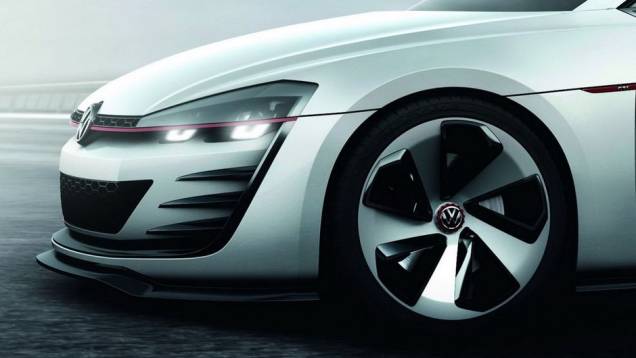 Ele oferece 496 cavalos de potência e 57,1 kgfm de torque | <a href="https://quatrorodas.abril.com.br/noticias/fabricantes/vw-prepara-golf-design-vision-gti-concept-740746.shtml" rel="migration">Leia mais</a> Ele oferece 496 cavalos de potência e 57,1 kgfm de torque | <a href="https://quatrorodas.abril.com.br/noticias/fabricantes/vw-prepara-golf-design-vision-gti-concept-740746.shtml" rel="migration">Leia mais</a>