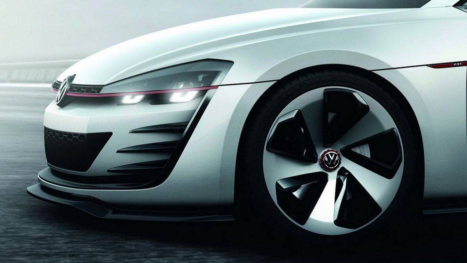 Ele oferece 496 cavalos de pot&ecirc;ncia e 57,1 kgfm de torque | <a href="https://quatrorodas.abril.com.br/noticias/fabricantes/vw-prepara-golf-design-vision-gti-concept-740746.shtml" rel="migration">Leia mais</a>