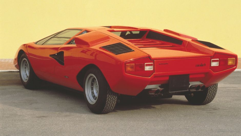 130513-Countach%20LP%20400%20(1973-81)%203.jpg