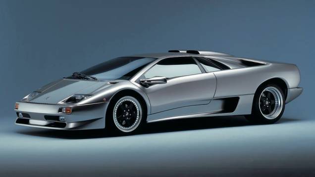 Diablo SV (1995) - Com alterações do VT, mas sem controle de tração nas quatro rodas, ele era preparado para entregar 510 cv | <a href="%20https://quatrorodas.abril.com.br/reportagens/classicos/festa-bolonhesa-741081.shtml" rel="migration">Leia mais</a> Diablo SV (1995) - Com alterações do VT, mas sem controle de tração nas quatro rodas, ele era preparado para entregar 510 cv | <a href="%20https://quatrorodas.abril.com.br/reportagens/classicos/festa-bolonhesa-741081.shtml" rel="migration">Leia mais</a>
