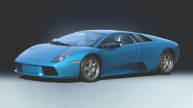 Murciélago 40º 2003 - O Murciélago 40th Anniversary Edition celebrava os 40 anos da Lamborghini, com itens como banco do motorista em couro perfurado | <a href="%20https://quatrorodas.abril.com.br/reportagens/classicos/festa-bolonhesa-741081.shtml" rel="migration">Leia mais</a>