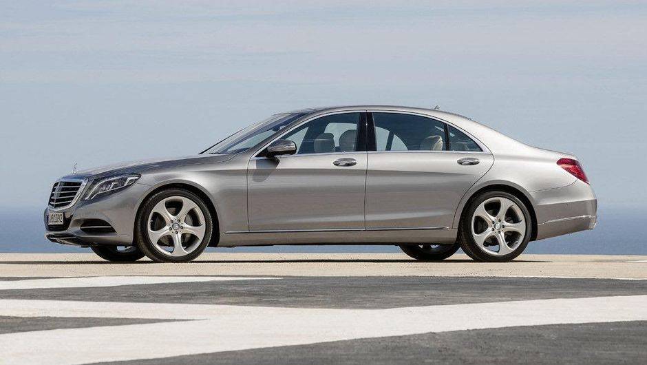 Em termos aerodin&acirc;micos, a Classe S 2014 apresenta baixo coeficiente de arrasto: 0,24 | <a href="https://quatrorodas.abril.com.br/noticias/fabricantes/mercedes-benz-revela-classe-s-2014-741437.shtml" rel="migration">Leia mais</a>