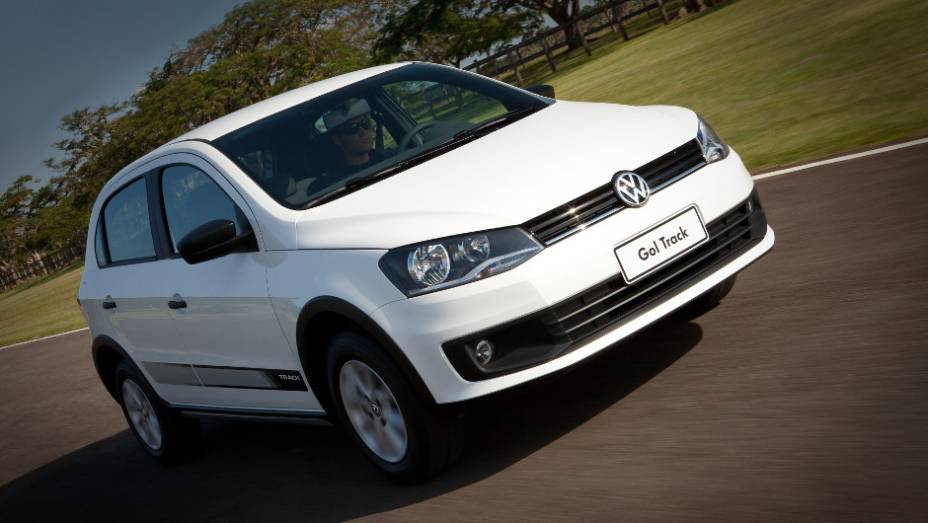 O Track é a nova versão da linha Gol, voltada para quem busca um aventureiro acessível. <a href="https://quatrorodas.abril.com.br/carros/lancamentos//volkswagen-apresenta-novo-gol-track-741545.shtml" rel="migration">Leia mais</a>