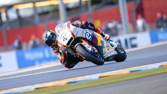 Na Moto2, Scott Redding foi o mais veloz | <a href="https://quatrorodas.abril.com.br/moto/noticias/motogp-pedrosa-lidera-treinos-le-mans-741656.shtml" rel="migration">Leia mais</a>